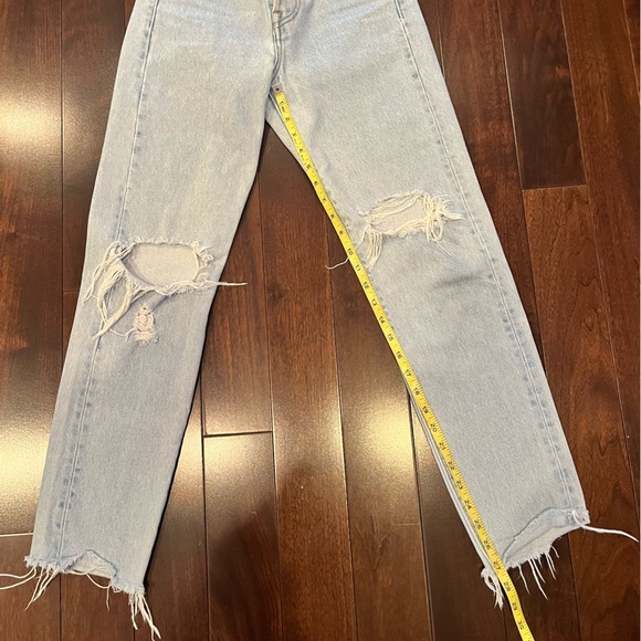 Levi’s | Distressed denim - Picture 5 of 8